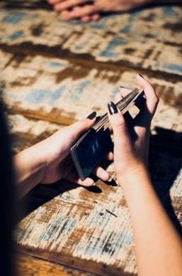 tiến lên trực tuyến 8Day